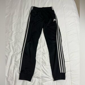 Adidas kids XL sweatpants(fits women xs-s)